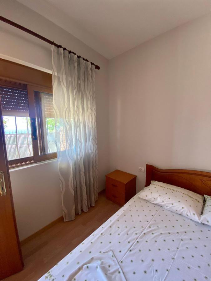 Family Apartments Sarande Exterior photo